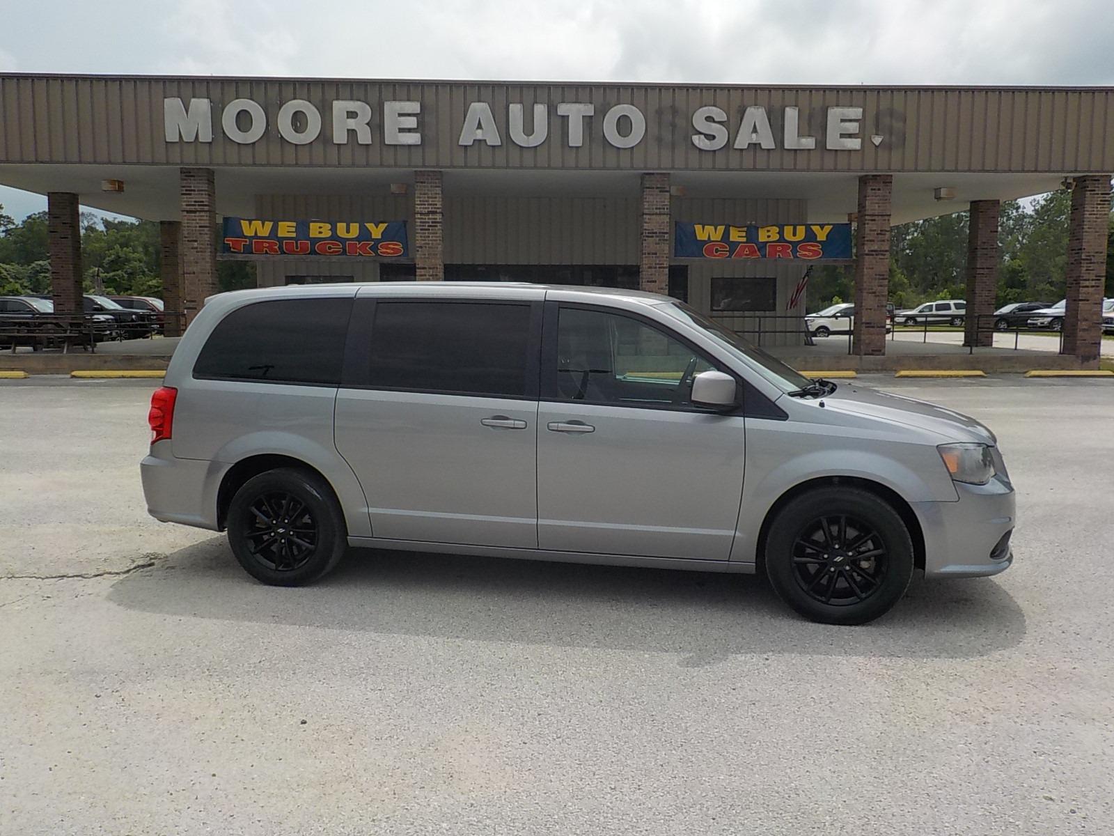 2019 Gray Dodge Grand Caravan (2C4RDGEG9KR) with an V6 engine, Automatic transmission, located at 1617 W Church Street, Livingston, TX, 77351, (936) 327-3600, 30.710995, -94.951157 - A family vehicle priced where a family can afford it!! You won't be dissapointed!! - Photo #0
